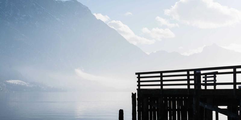 好妍中国美妆商城专业指南：粉扑与刷具清洁保养全攻略，延长工具寿命